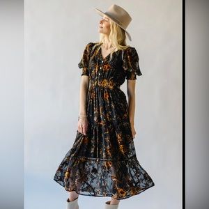 Piper & Scoot velvet burnout dress / medium